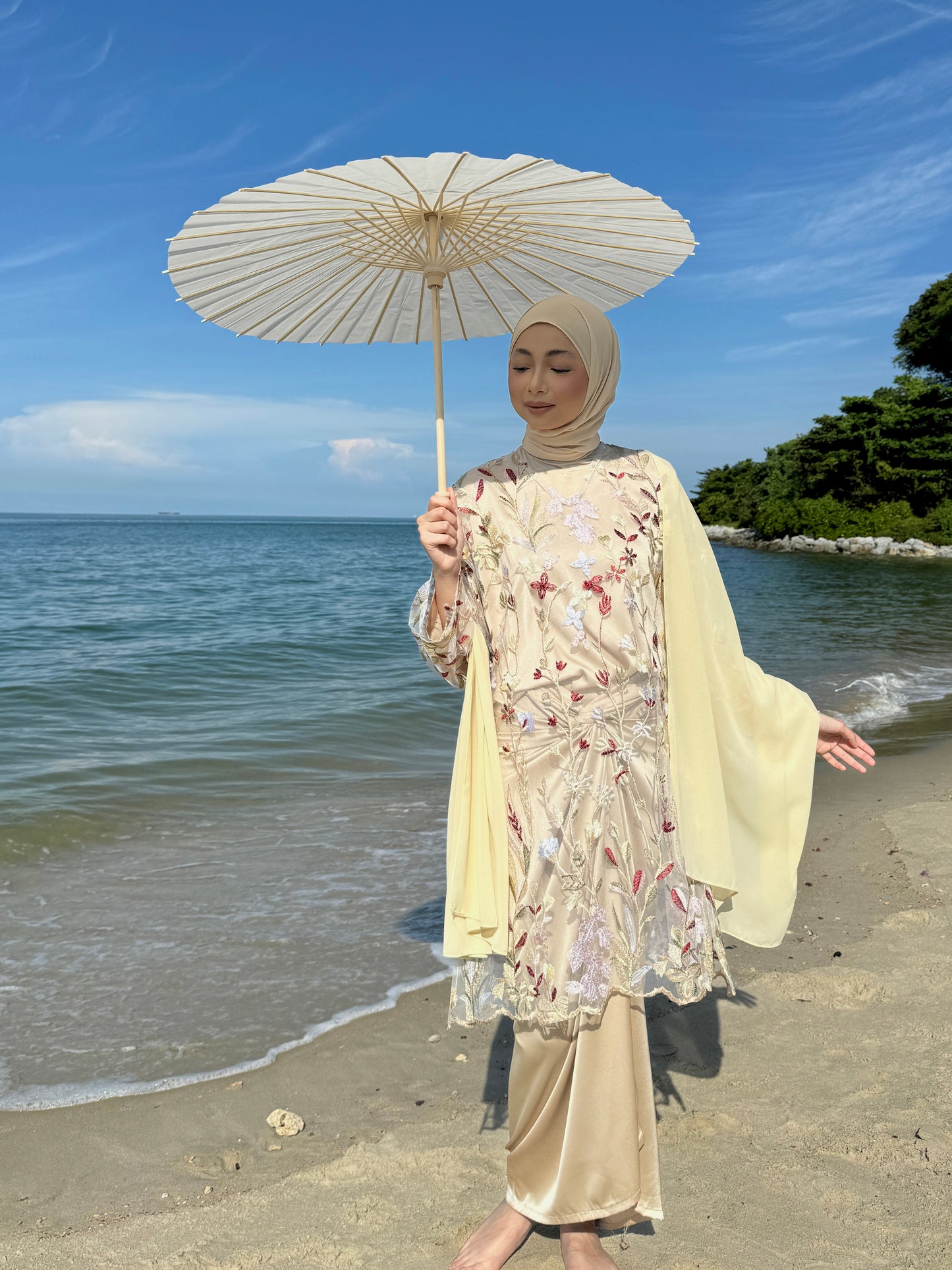 JULIANA IN YELLOW BEIGE