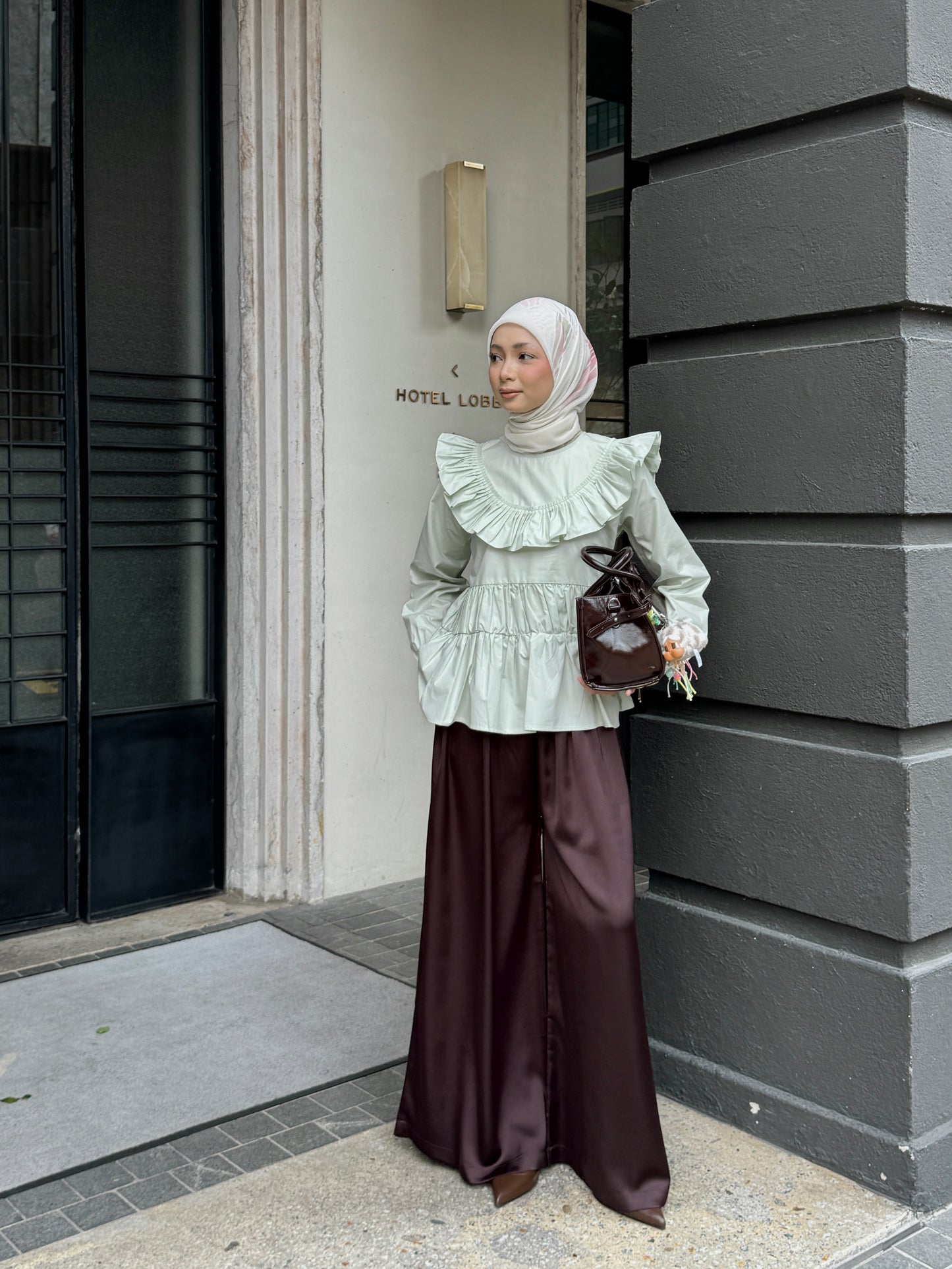 BELLE IN MINTY