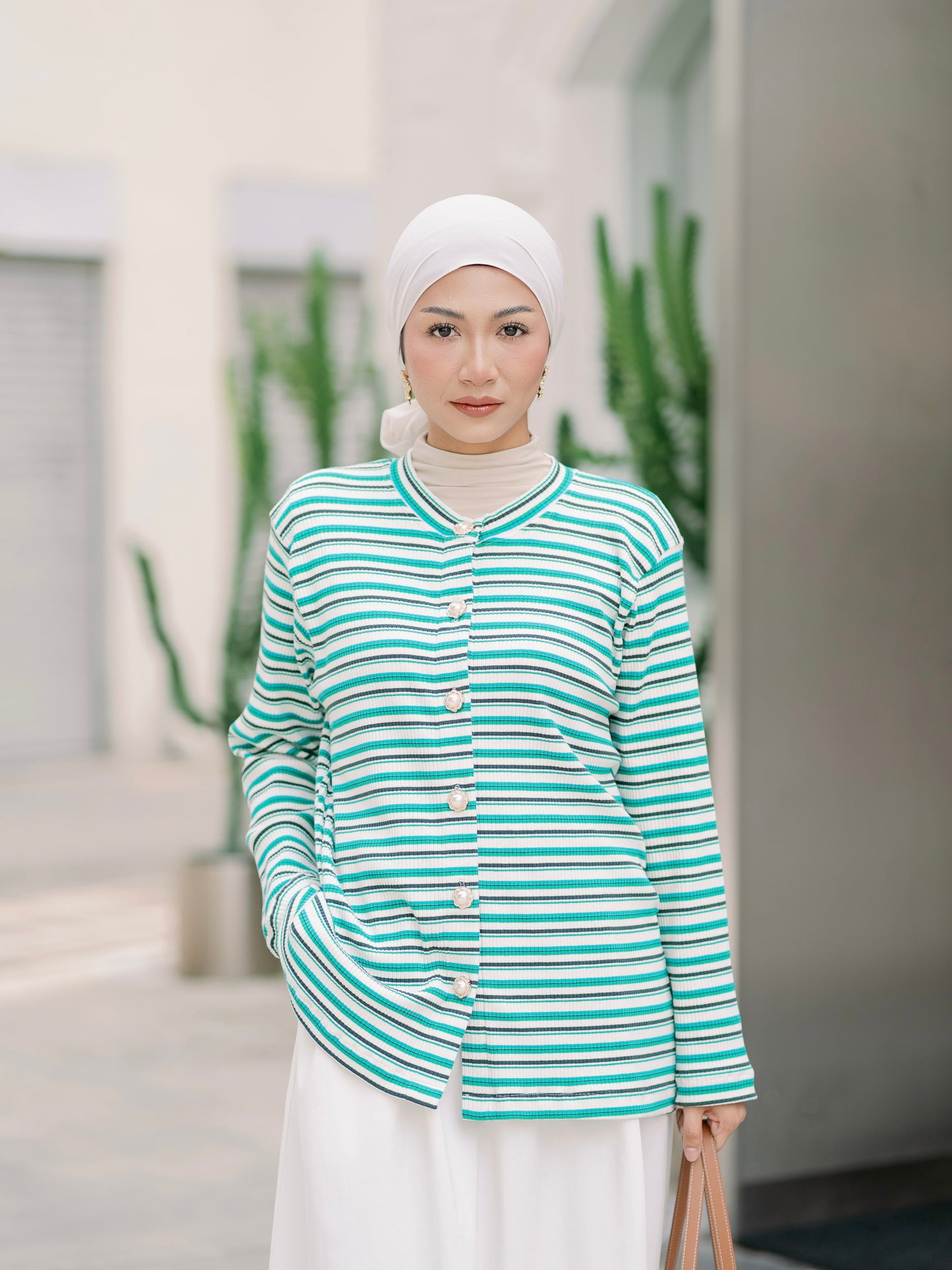 MOSQUI CARDI IN LIME CUPCAKE