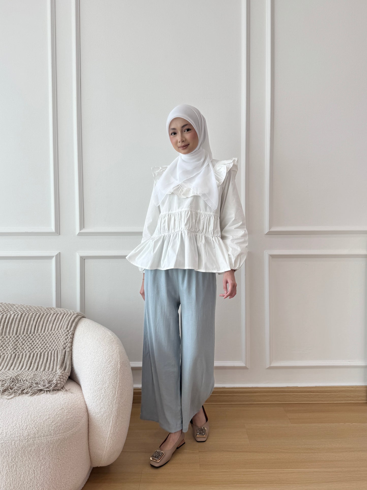 GRACE LINEN PANTS IN BLUE JEANS