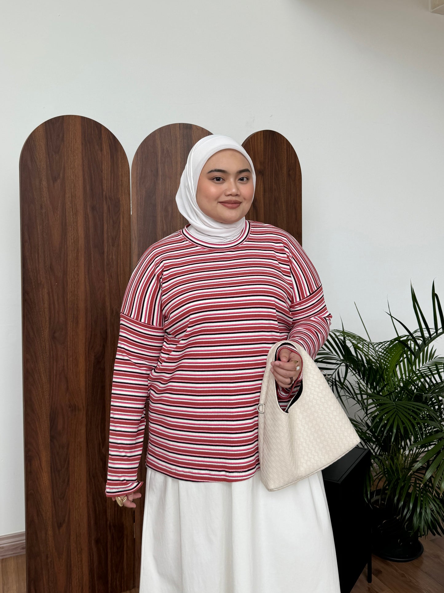 MOSQUI SHIRT IN CHERRY
