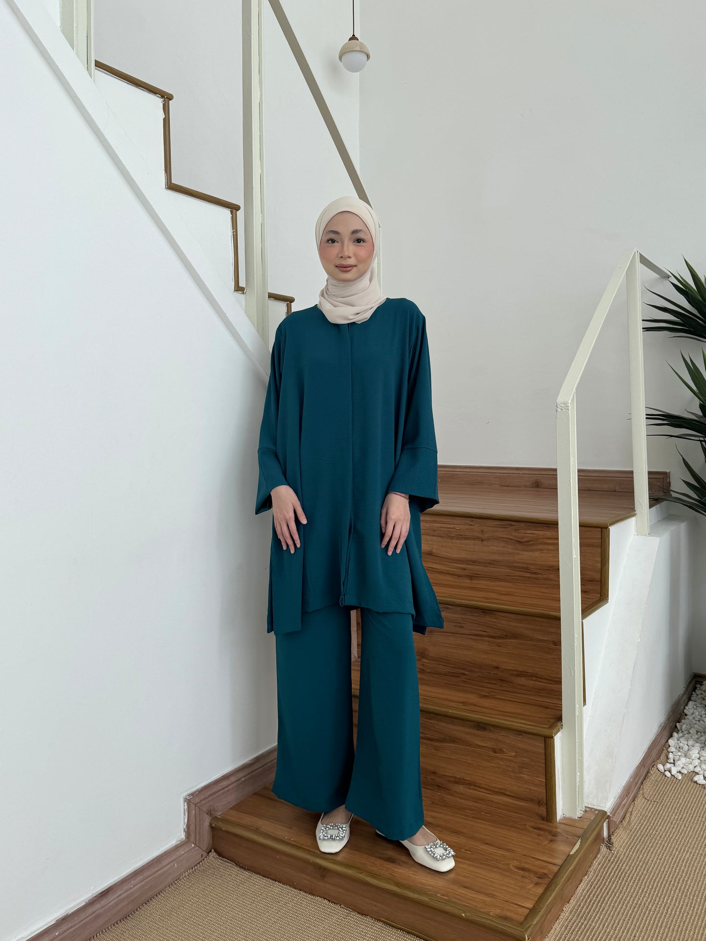 AMEENA IN TEAL BLUE