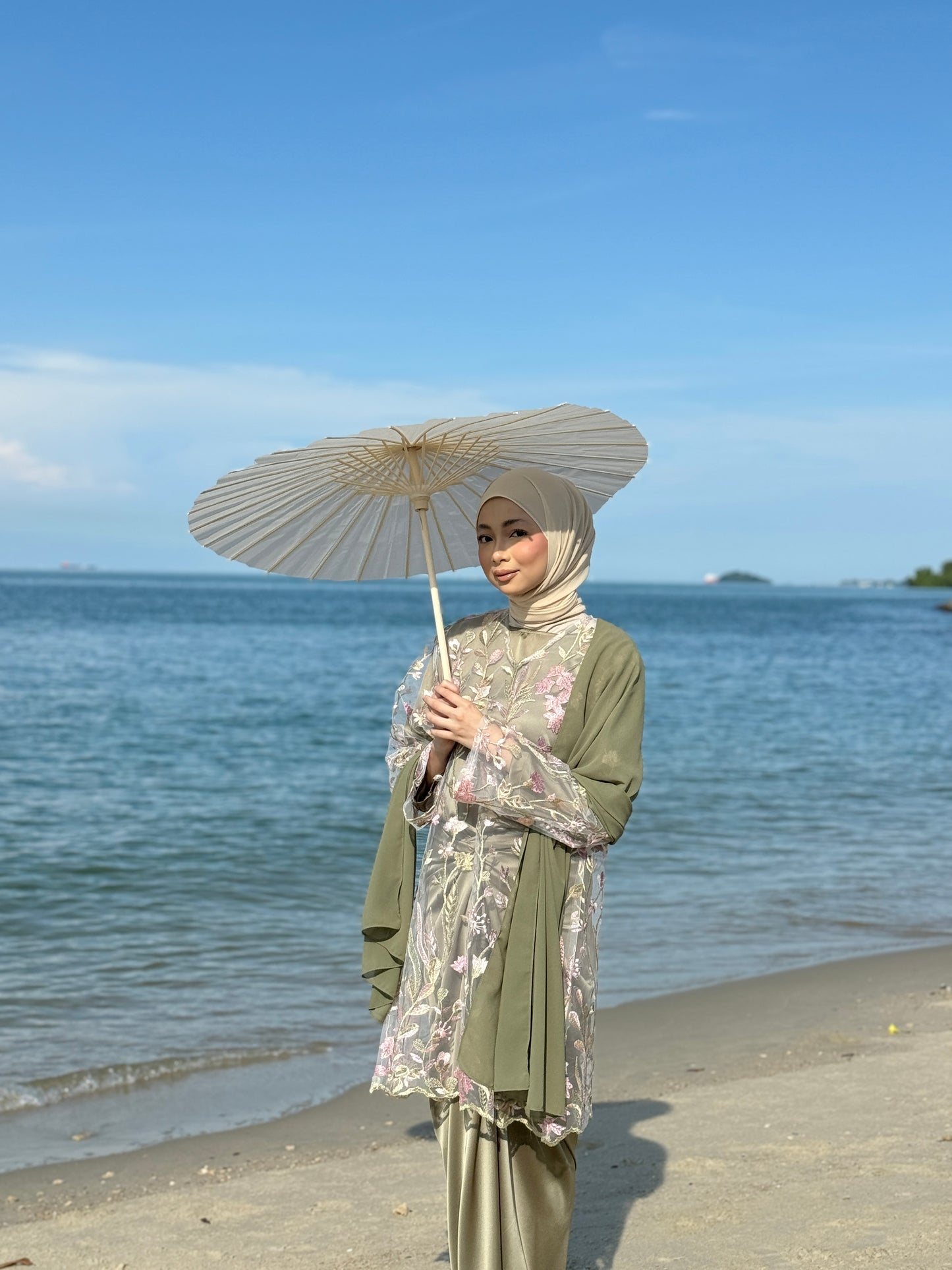 JULIANA IN LIGHT OLIVE