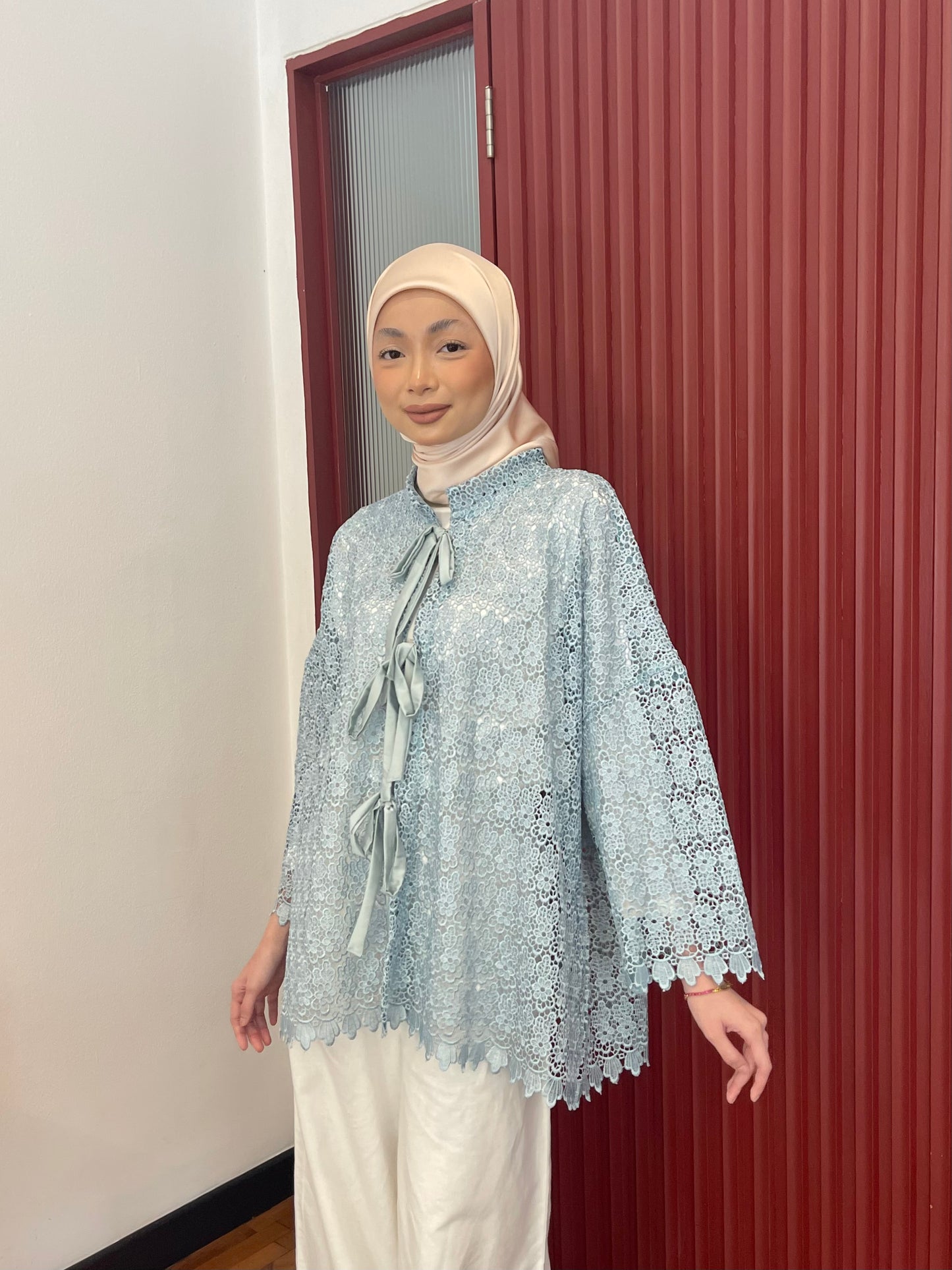 AYU COQUETTE TOP IN BLUE