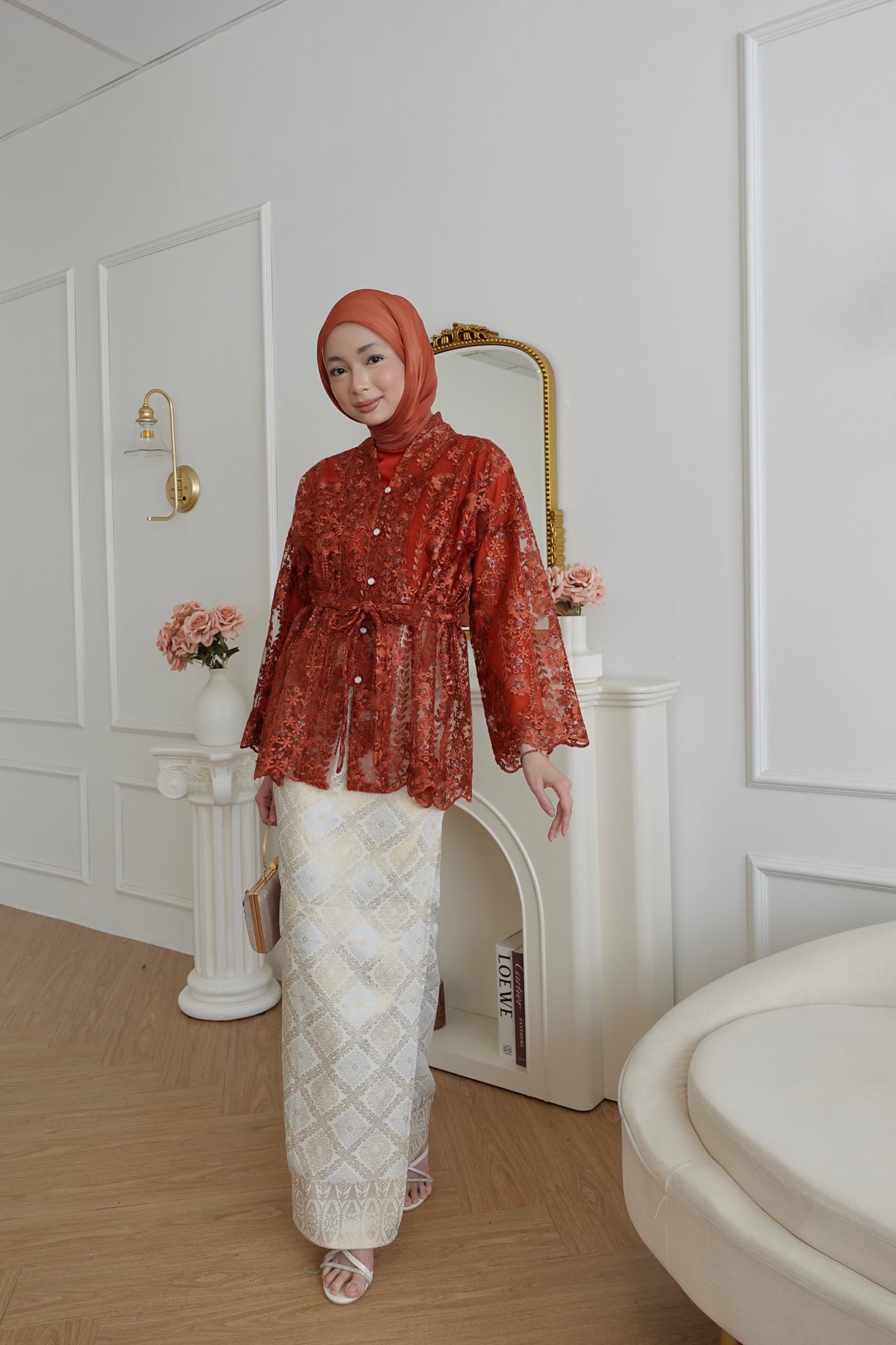 SALOMA IN DEEP ORANGE