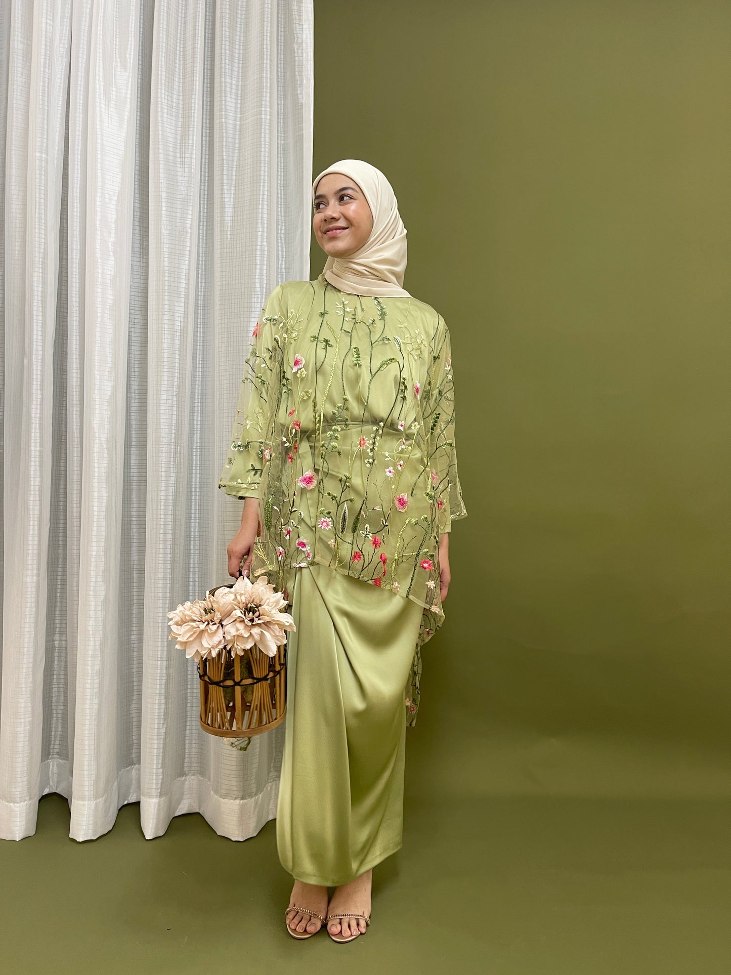 DINDA IN EMBUN
