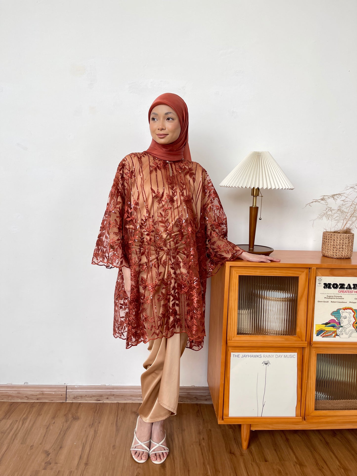 MELUR KURUNG IN BRICK MILKTEA