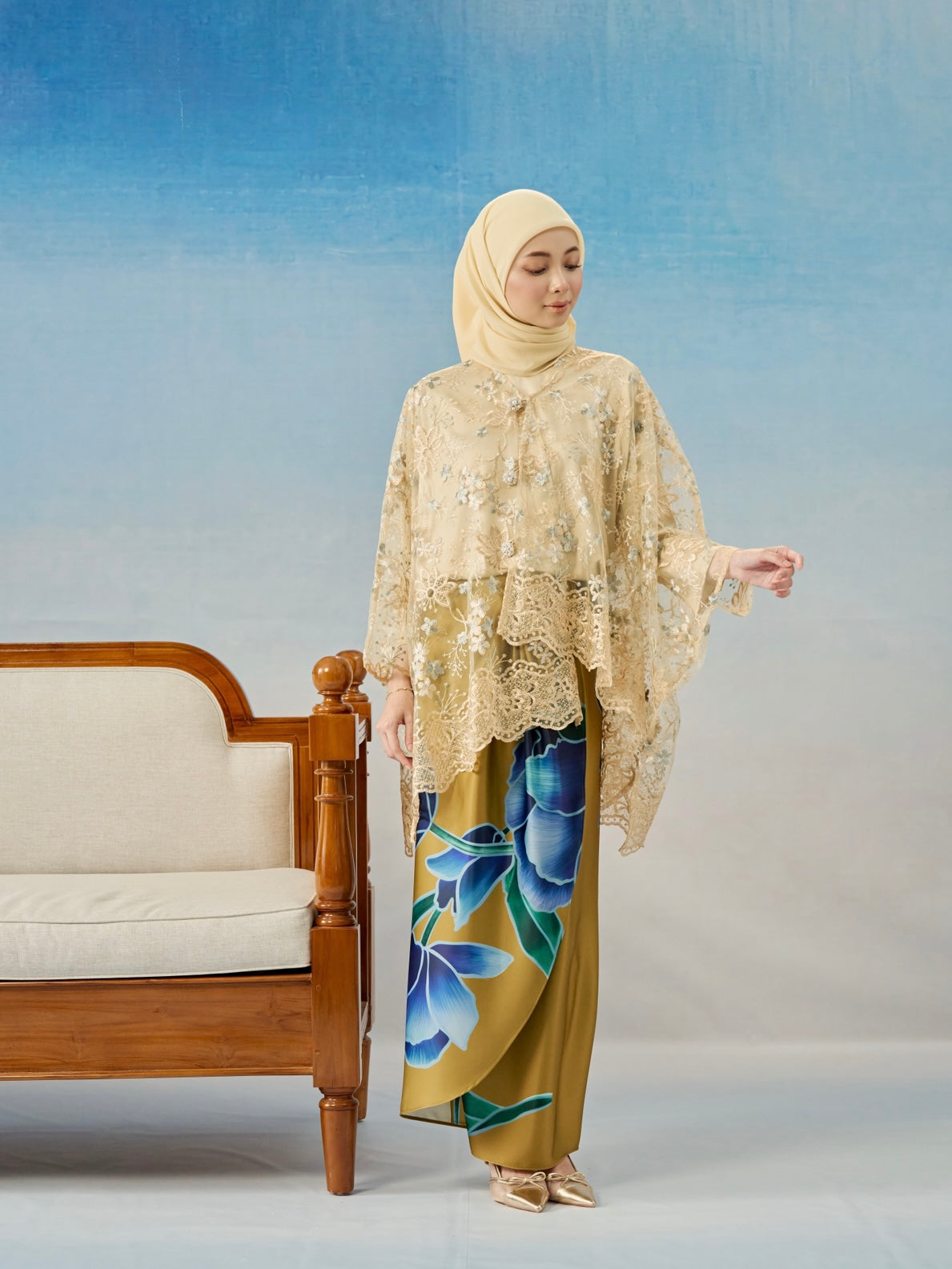 AZALEA LACE IN GOLDEN IRIS