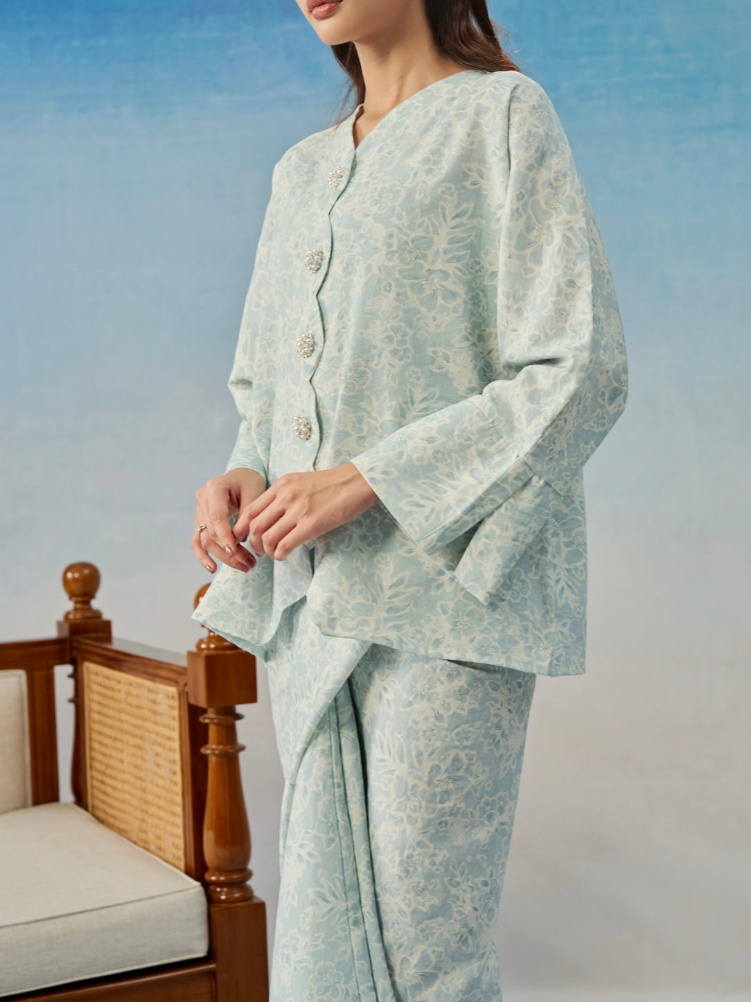 DAHLIA LINEN PRINTED IN OCEAN MIST