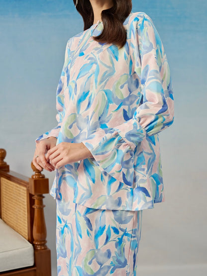 Lunara Kurung in Soft Azure