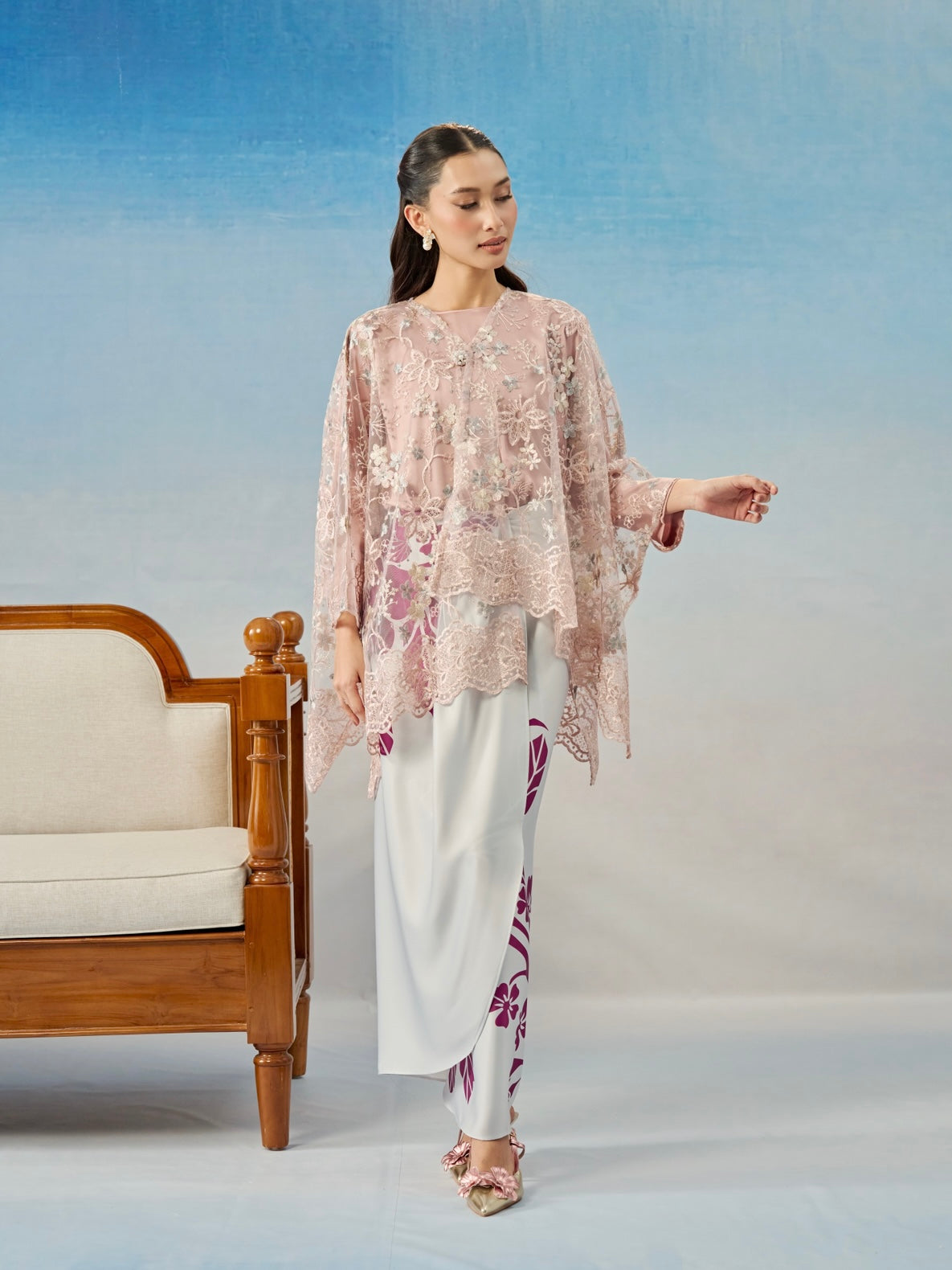 AZALEA LACE IN ROSE AURA