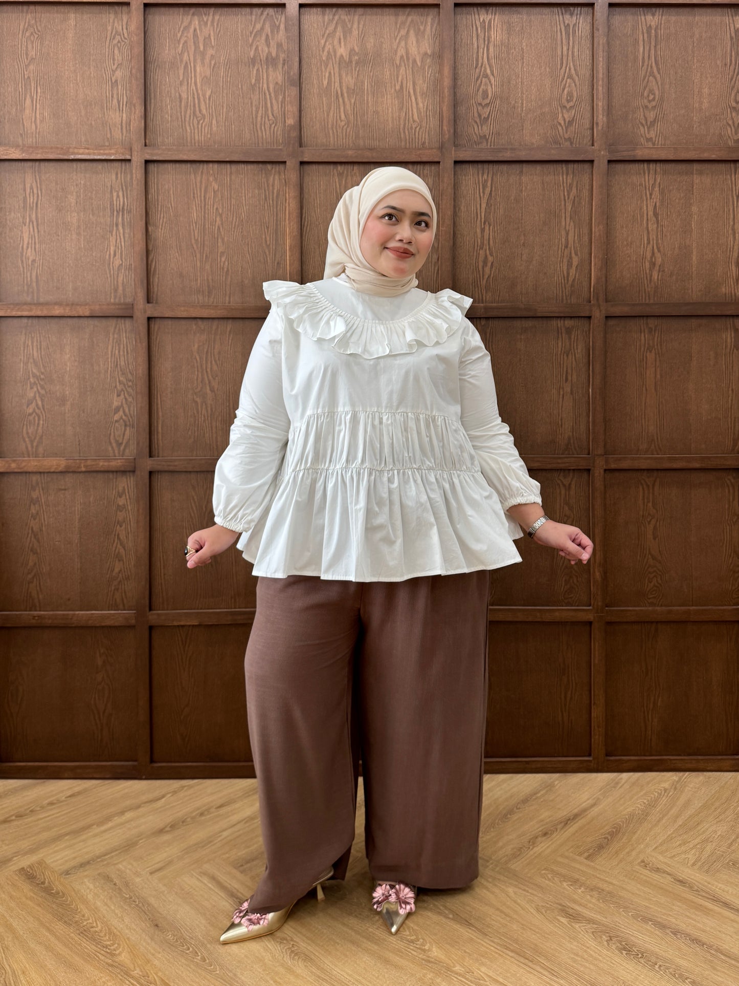 EASE LINEN PANTS IN PECAN