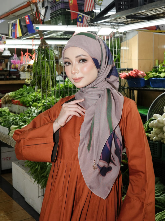 TUDUNG IRIS IN COKLAT PUDAR