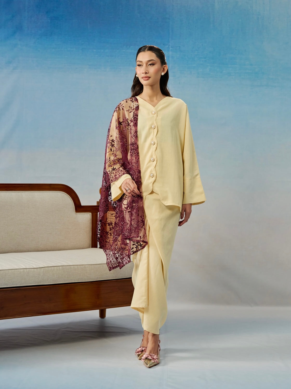 DAHLIA LINEN PLAIN IN YELLOW