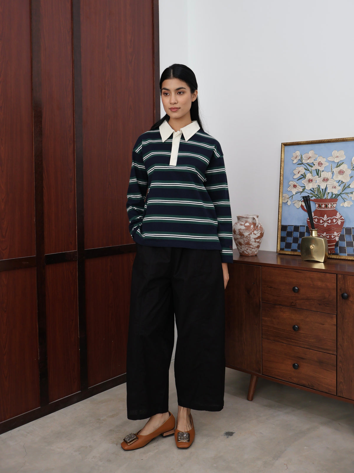 Curved Linen Pants in Charcoal