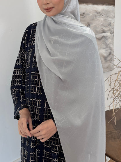 Vela Shawl in Dove Grey
