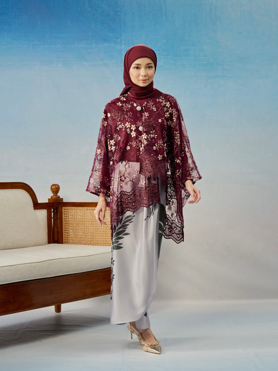 AZALEA LACE IN RUBY DUST