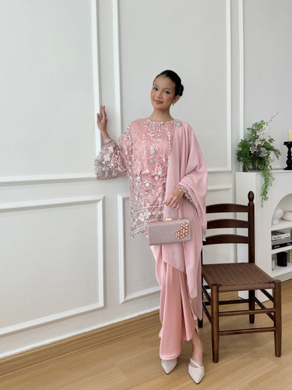 FREESIA IN BLUSH PINK