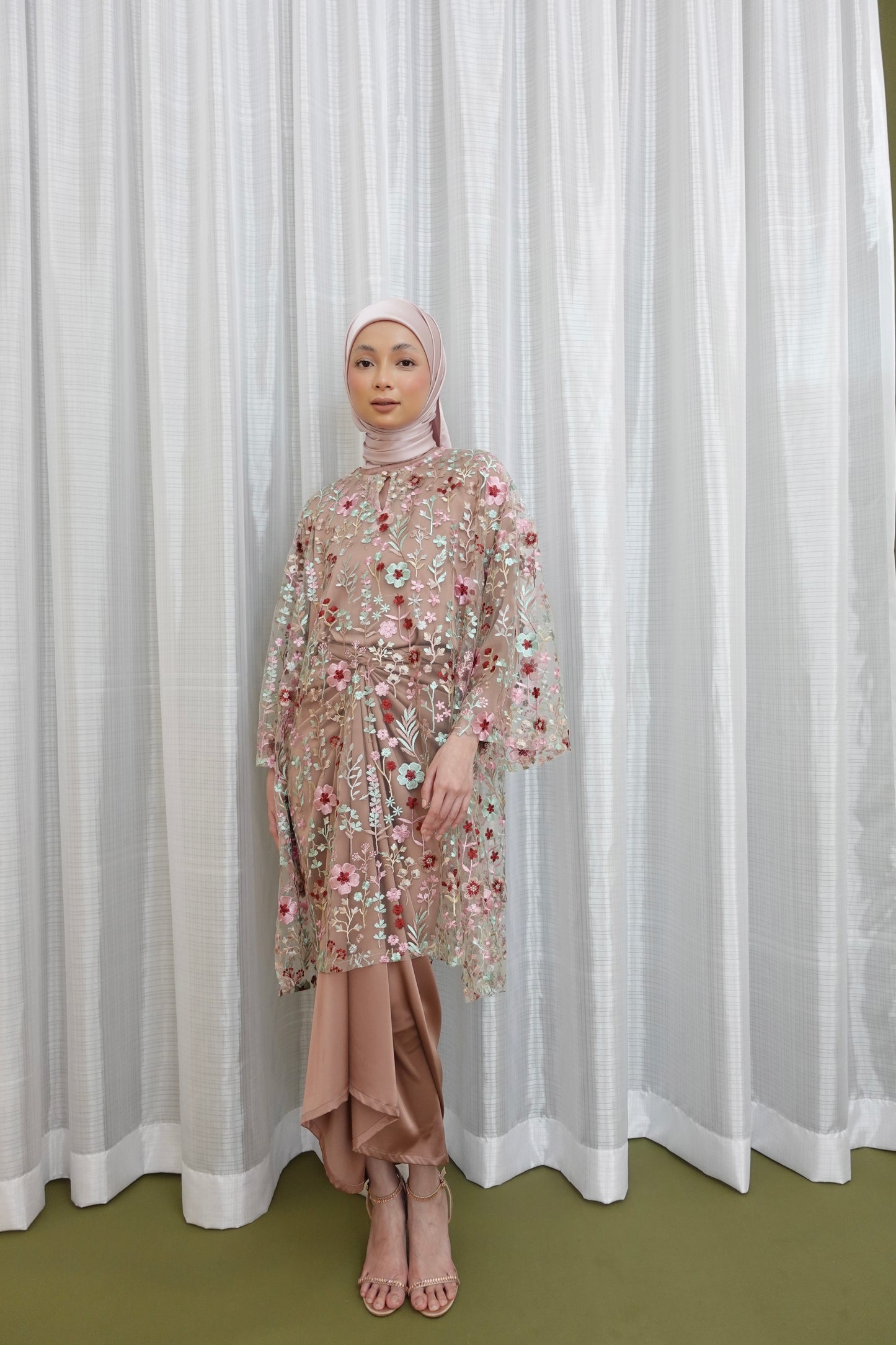 INDAH KURUNG IN DUSTY PINK