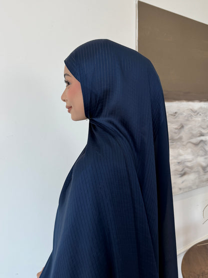 Vela Shawl in Deep Ocean