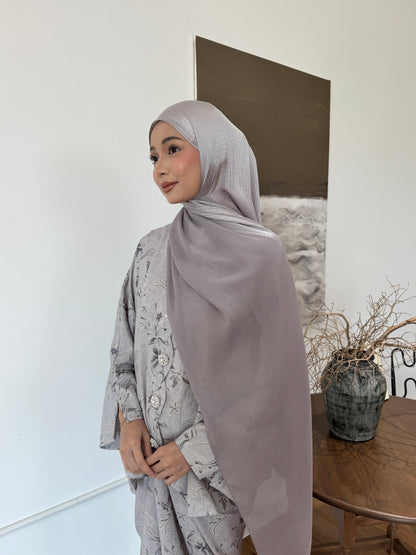 Vela Shawl in Smoke Grey