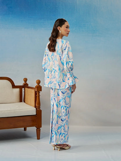 Lunara Kurung in Soft Azure