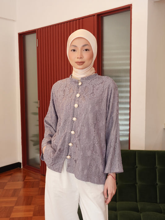 ANGGUN LACE TOP IN LILAC