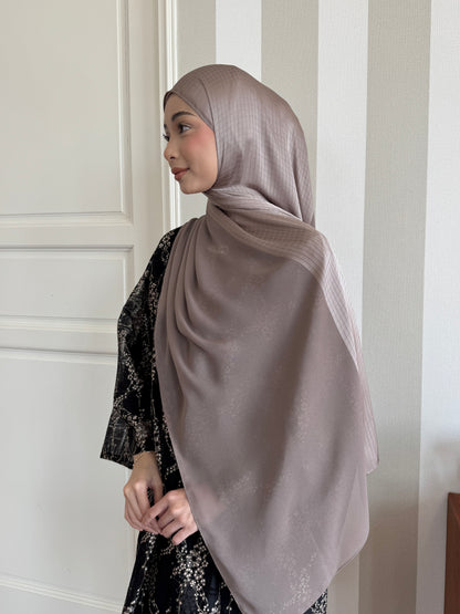 Vela Shawl in Dusty Taupe