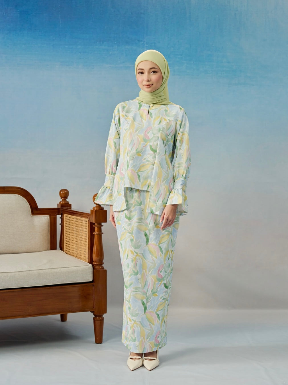 LUNARA KURUNG IN MINT WHISPER