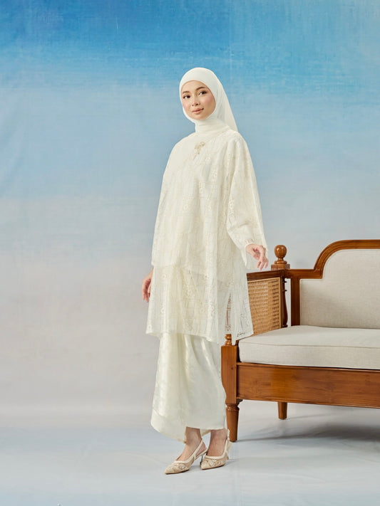 OPHELIA KURUNG IN SNOW