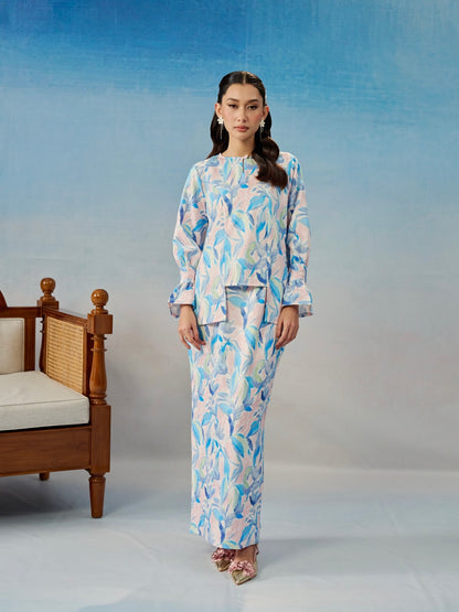 Lunara Kurung in Soft Azure