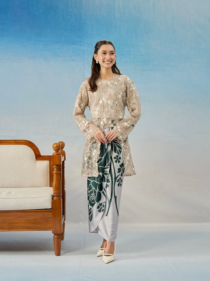 ZENIA KEBAYA IN LUNA BEIGE