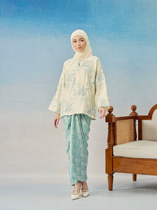 TANEA KURUNG IN PEARL AQUA