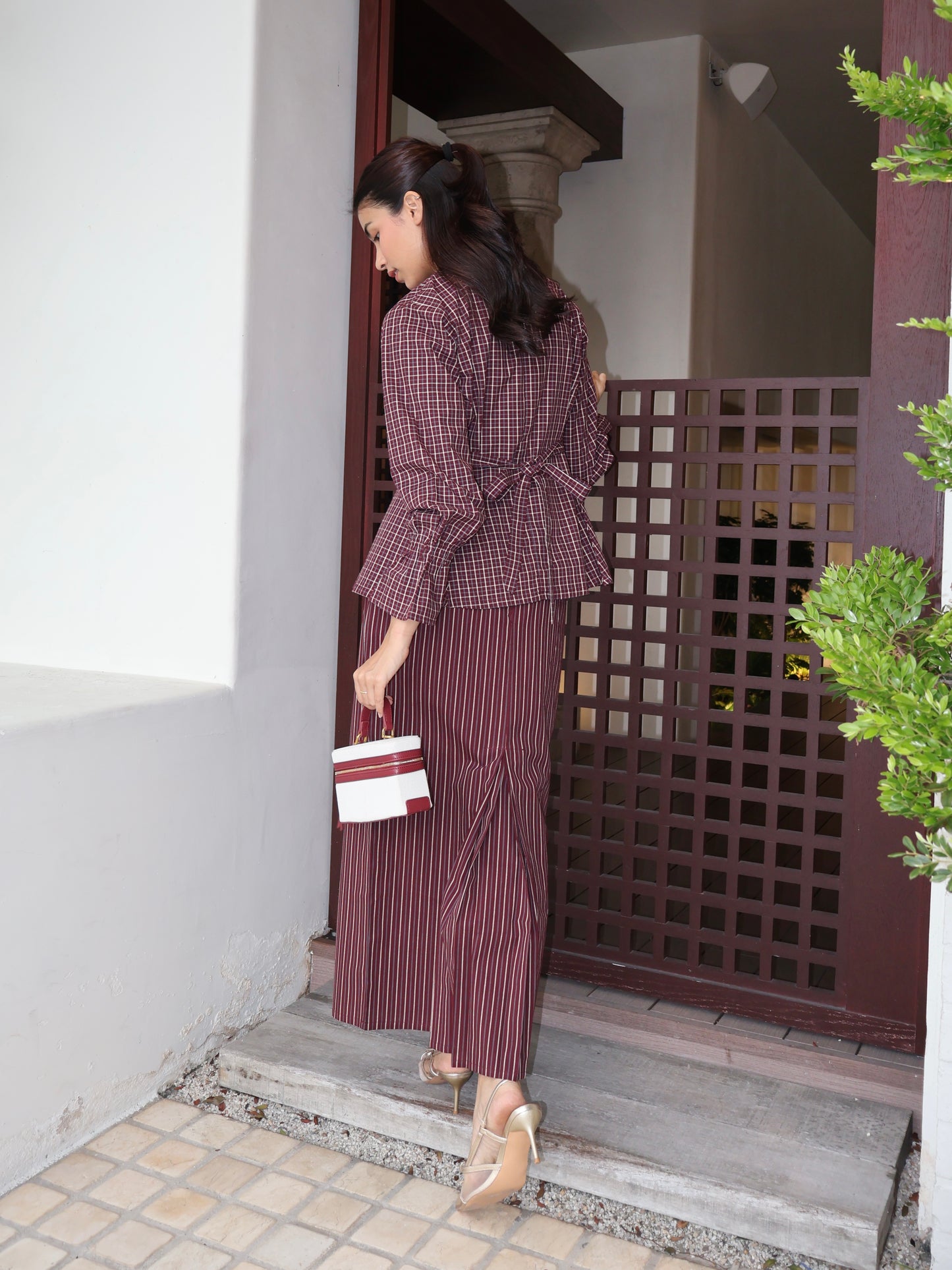 LINEA SET IN BURGUNDY