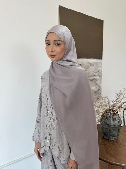Vela Shawl in Smoke Grey