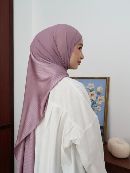 Vela Shawl in Dusty Purple