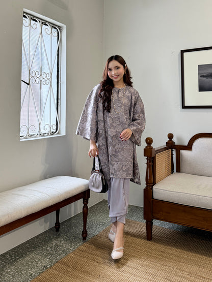 MELATI  IN THISTLE