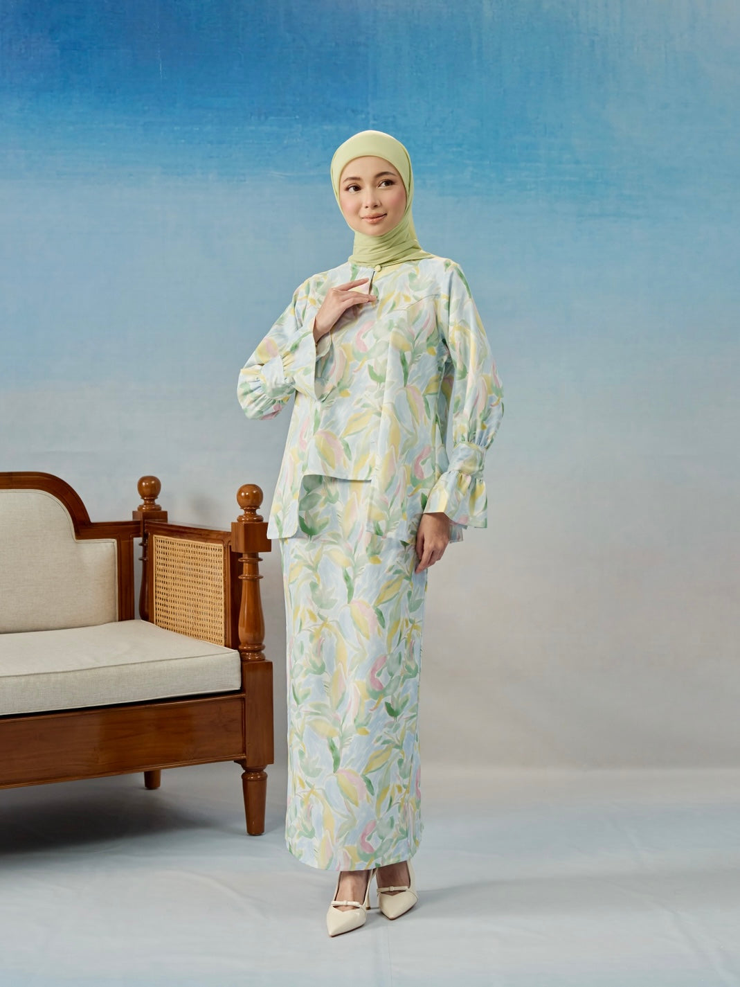 LUNARA KURUNG IN MINT WHISPER