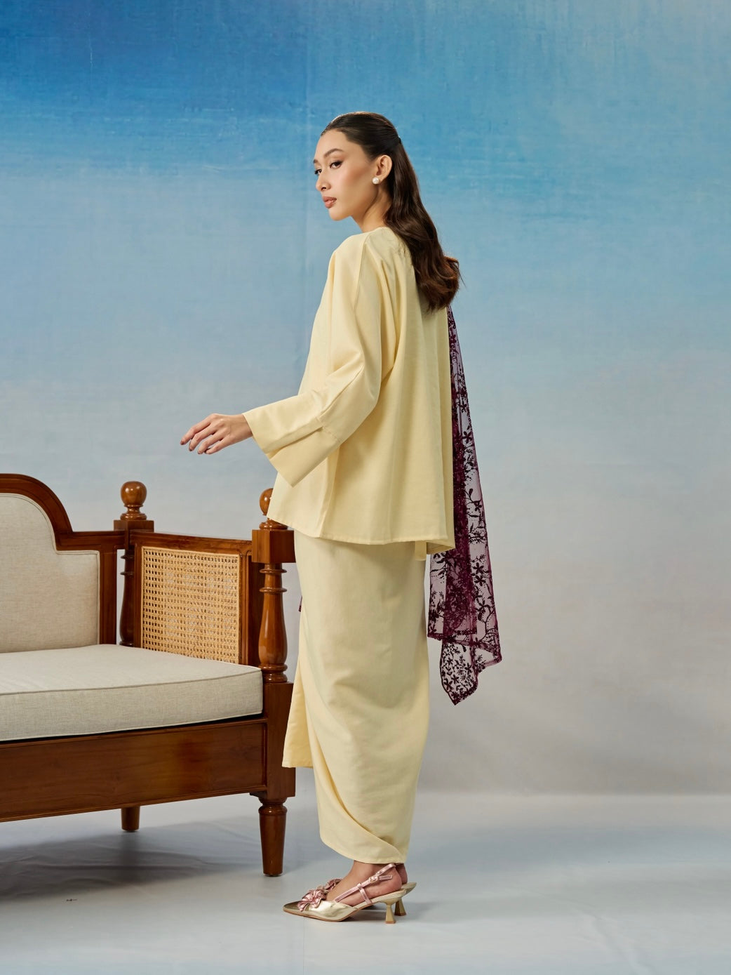 DAHLIA LINEN PLAIN IN YELLOW