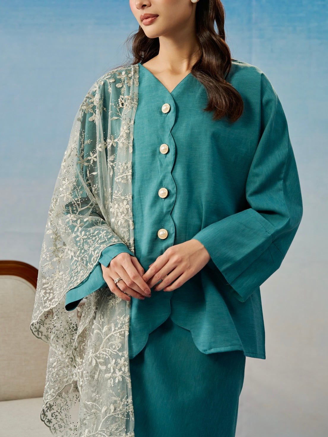 DAHLIA LINEN PLAIN IN TEAL BLUE