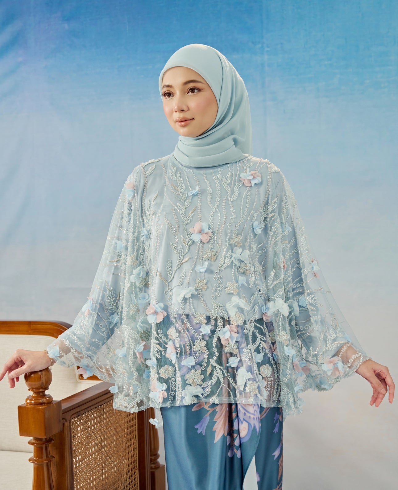 THEA CAFTAN IN SKY BLUE