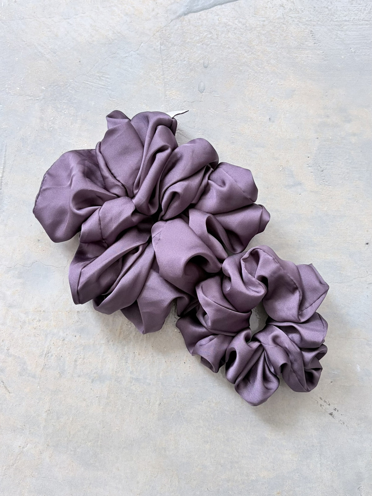 Scrunchie in Violet