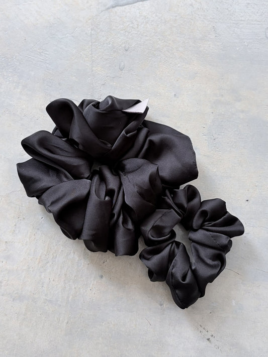 Scrunchie in Midnight