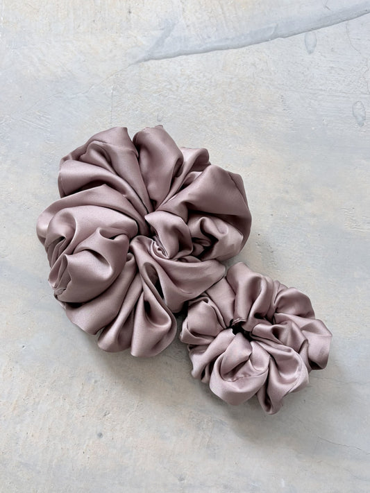 Scrunchie in Toffee Cream