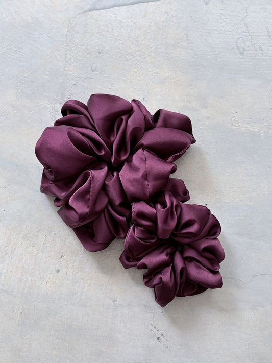 Scrunchie in Wine