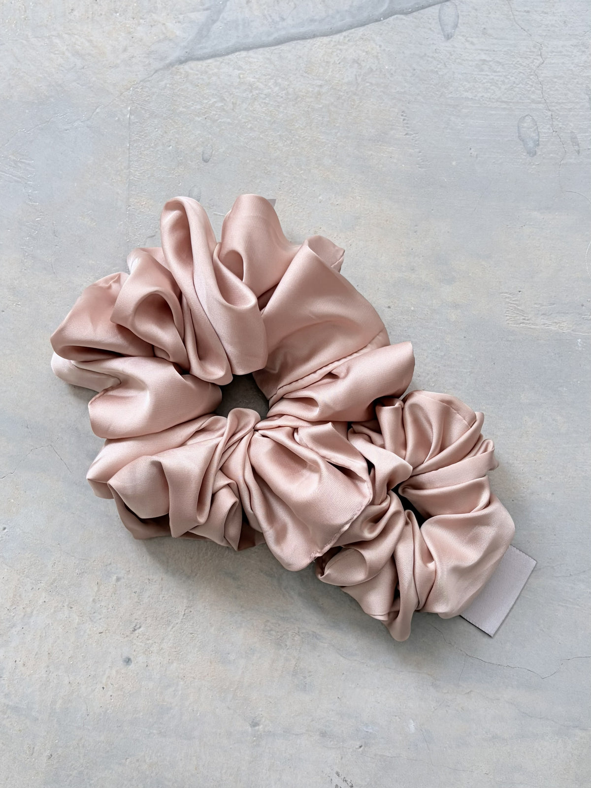 Scrunchie in Peach Caramel