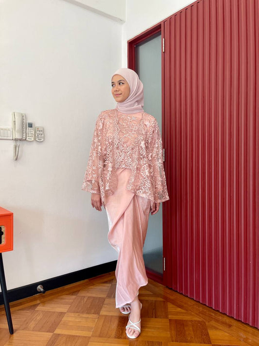 KEBAYA SURI IN JAMBU